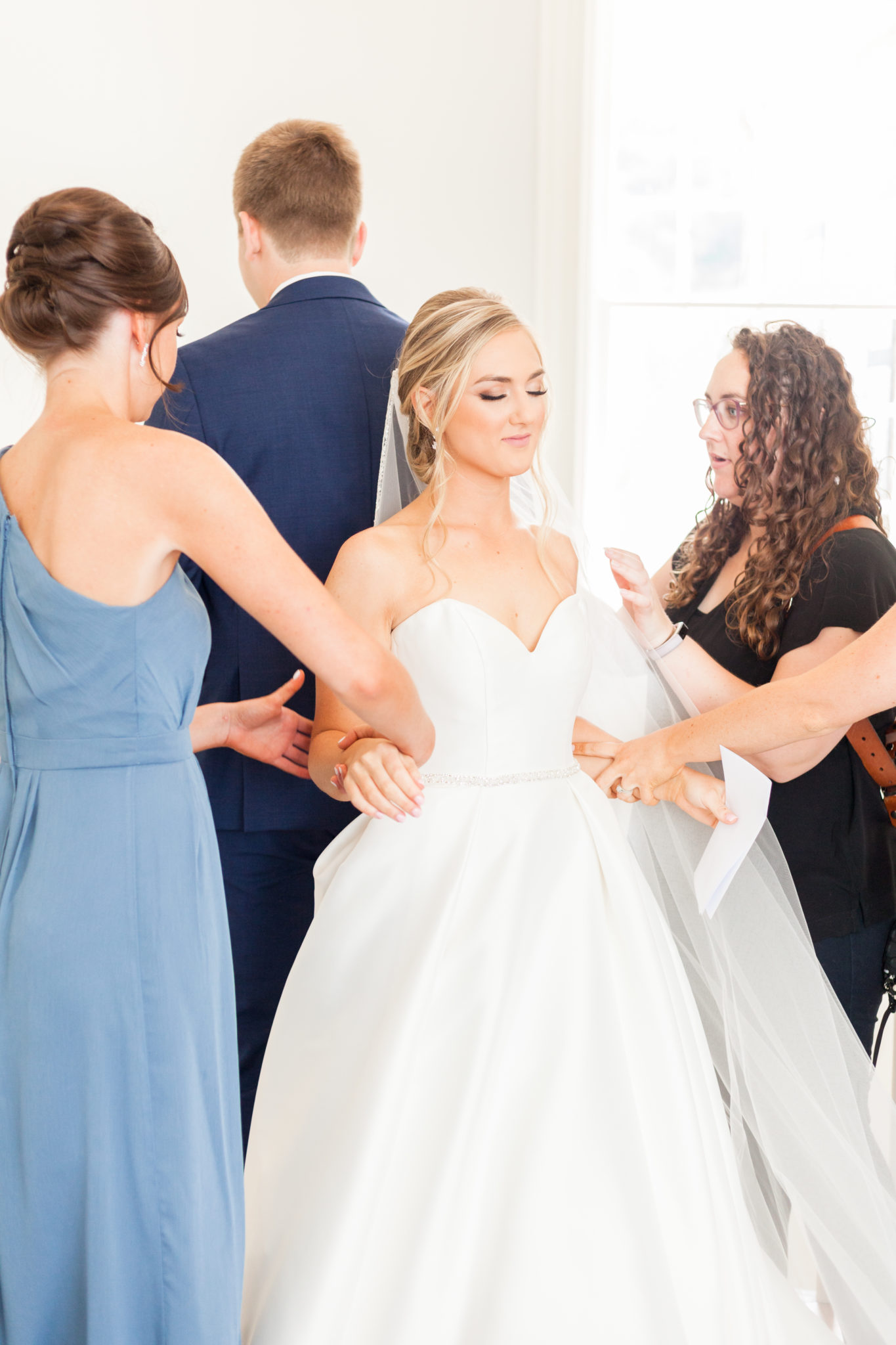 Mandy Liz Photography Named Winner of The Knot Best of Weddings 2020